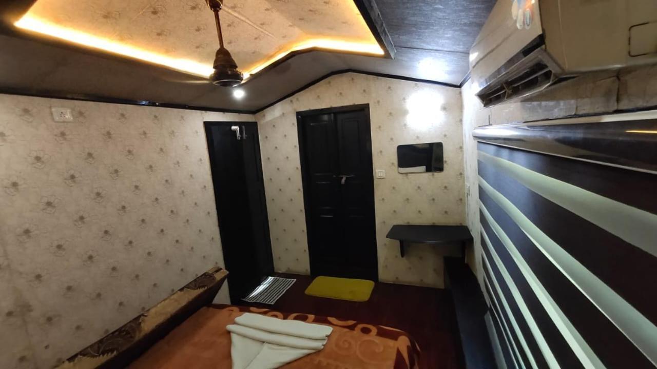Beach Paradise Day Cruise Houseboat Alappuzha ภายนอก รูปภาพ