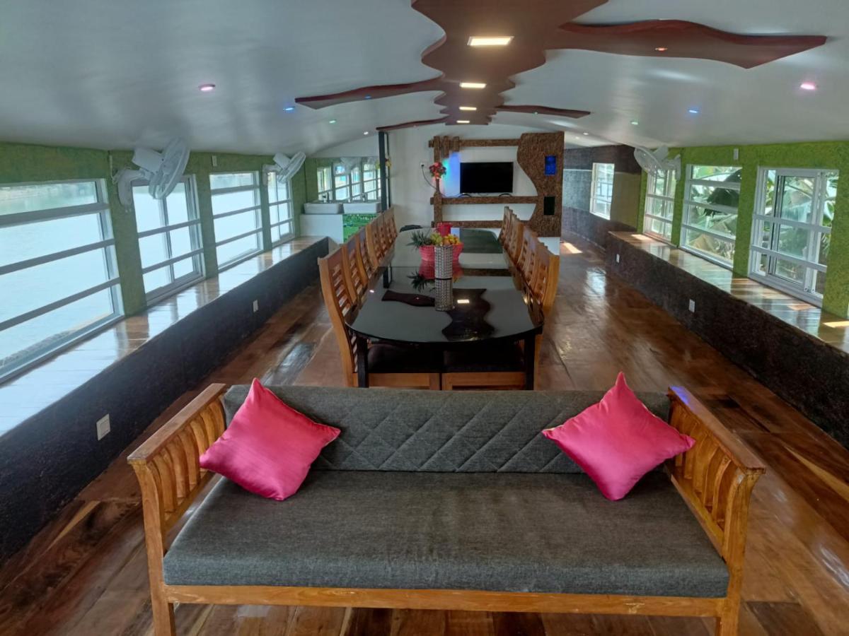 Beach Paradise Day Cruise Houseboat Alappuzha ภายนอก รูปภาพ